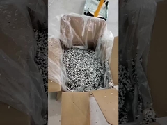 Revestimento de flocos de epoxi: perfeito para garagens e porões