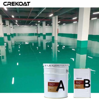 Padrões únicos de pintura industrial de piso epoxi criam um visual metálico brilhante