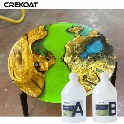 Resina Epoxídica de acabamento brilhante e transparente para mesas com cores vibrantes